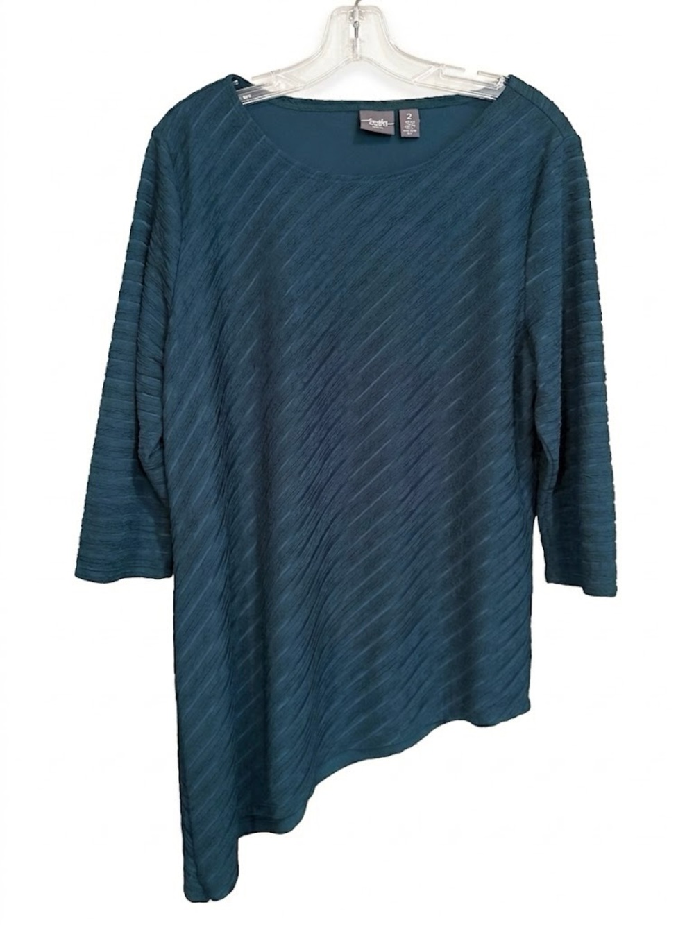 Travelers By Chico’s Textured Green Asymmetrical Blouse Size 2 (Large)